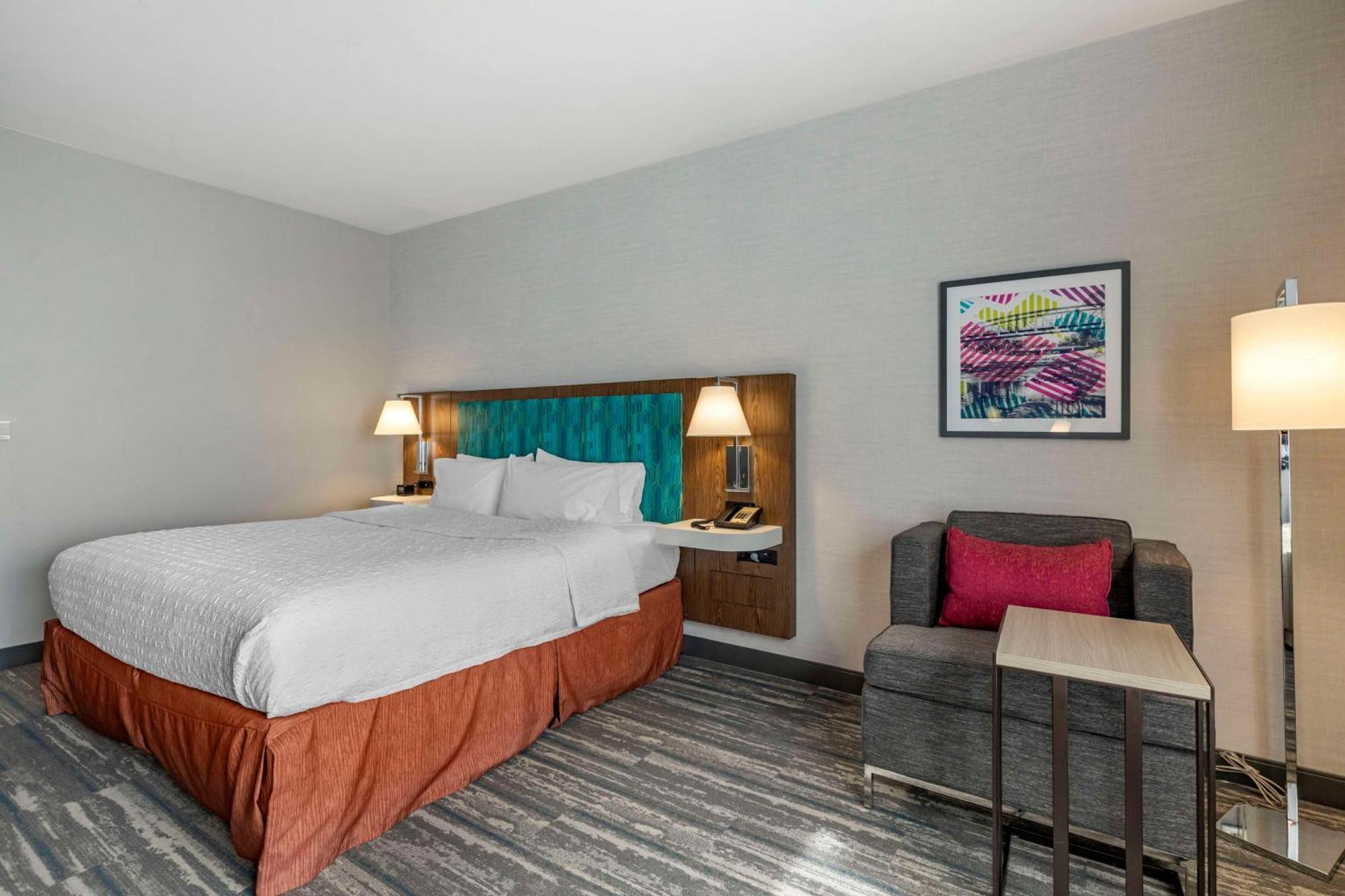 Hampton Collins 3* Fort Collins