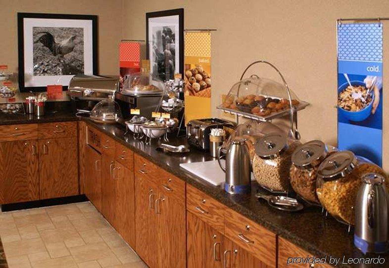 Hampton Collins Hotel